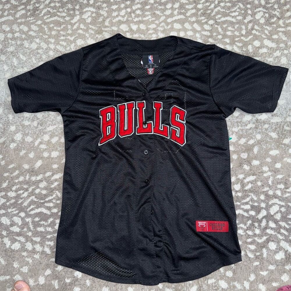Chicago Bulls Mesh Baseball Jersey Men's Size Small Black Short Sleeve Streetwar